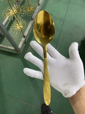 Máy phủ chân không PVD màu vàng tự động chuyên nghiệp cho đồ dùng bàn đồ nội thất phần cứng