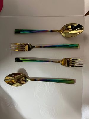 Nhà máy trực tiếp cung cấp máy kim loại chân không Pvd tự động tiên tiến cho phản xạ chất lượng cao