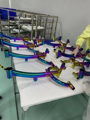 Máy mạ chân không ion hồ quang PVD đa màu cho bàn ghế thép không gỉ