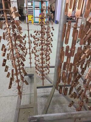 Máy mạ PVD tự động hoàn toàn với lớp phủ chống mài mòn và chống ăn mòn cho các bộ phận phụ kiện khóa