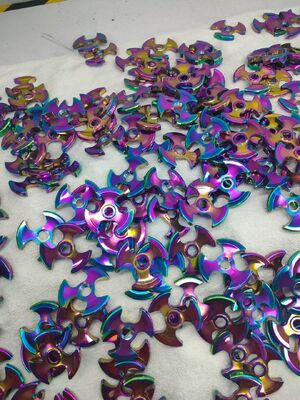 Máy phủ PVD nhiều màu với điều khiển tự động hoàn toàn và buồng bằng thép không gỉ cho các phụ kiện phần cứng