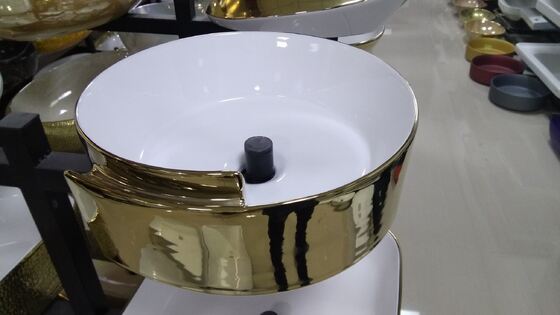 Máy phủ PVD an toàn cho thực phẩm với điều khiển tự động đầy đủ và buồng chân không tùy chỉnh cho bồn rửa nhà bếp