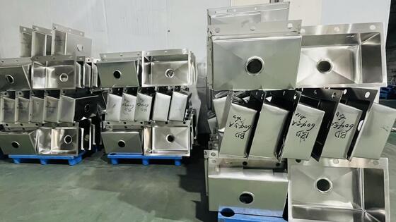 Máy sơn PVD cấp thực phẩm với công nghệ chống dầu cho bồn rửa nhà bếp và phòng tắm bằng thép không gỉ