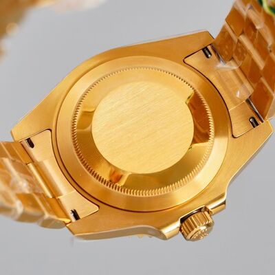 Thiết bị mạ PVD Multi Arc Ion cho vỏ và dây đeo đồng hồ