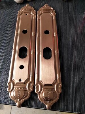 Máy phủ liên tục công nghiệp mini cho phụ kiện khóa cửa Thiết bị hoàn thiện chống trầy xước