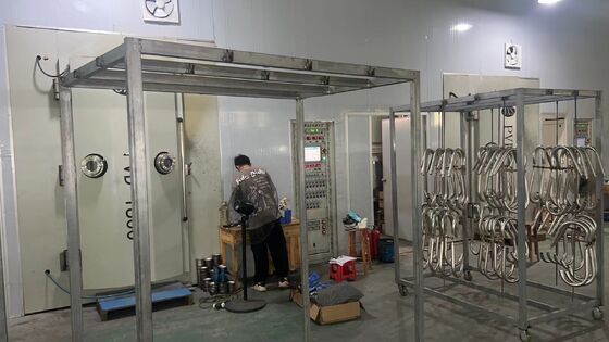 Giá tốt. Logo ô tô Máy phủ chân không PVD với lớp phủ gương sáng, độ bám dính chắc chắn và hệ thống điều khiển hoàn toàn tự động trực tuyến